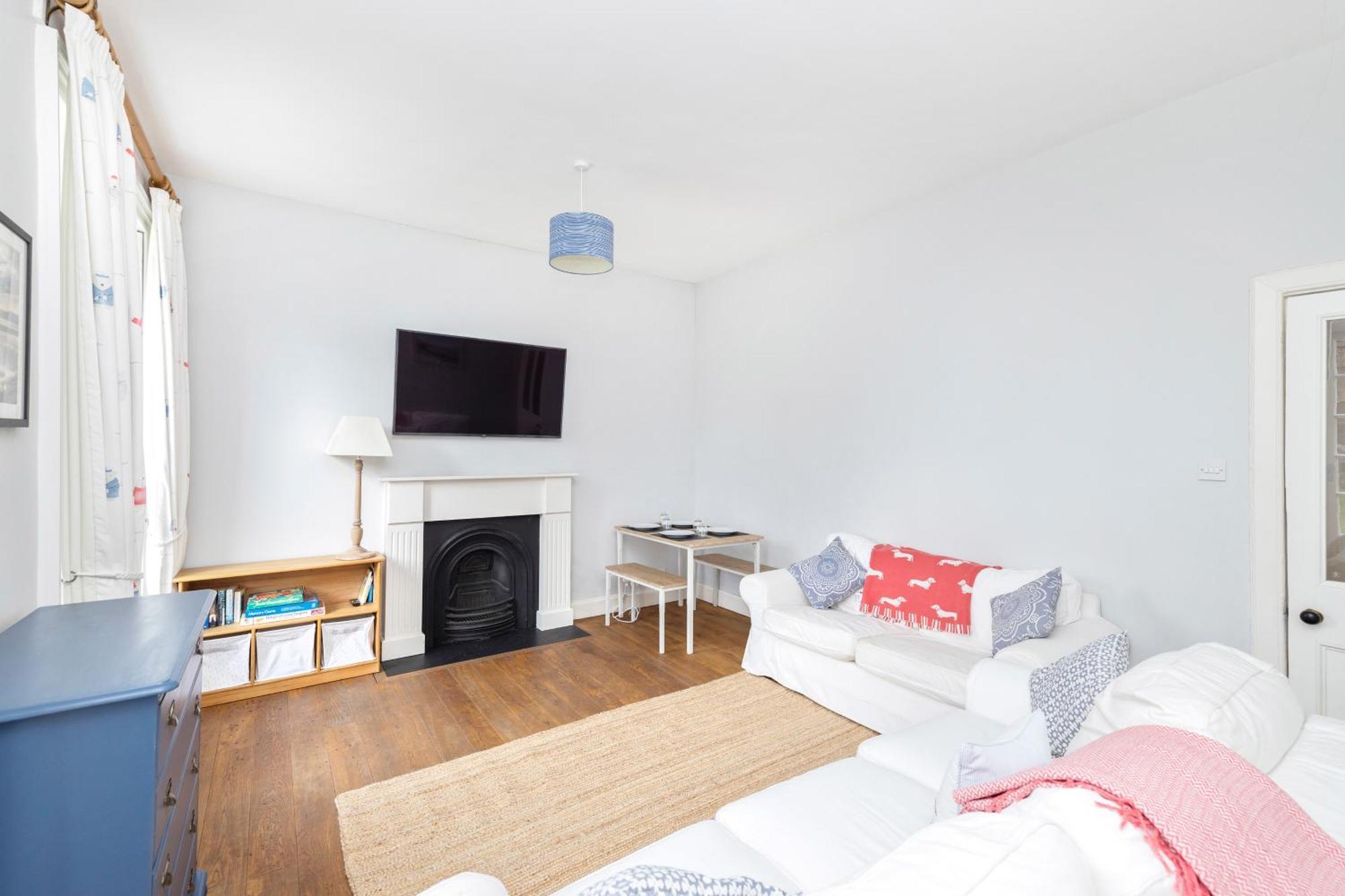 Charming 2-bedroom 2-bathroom Apartment